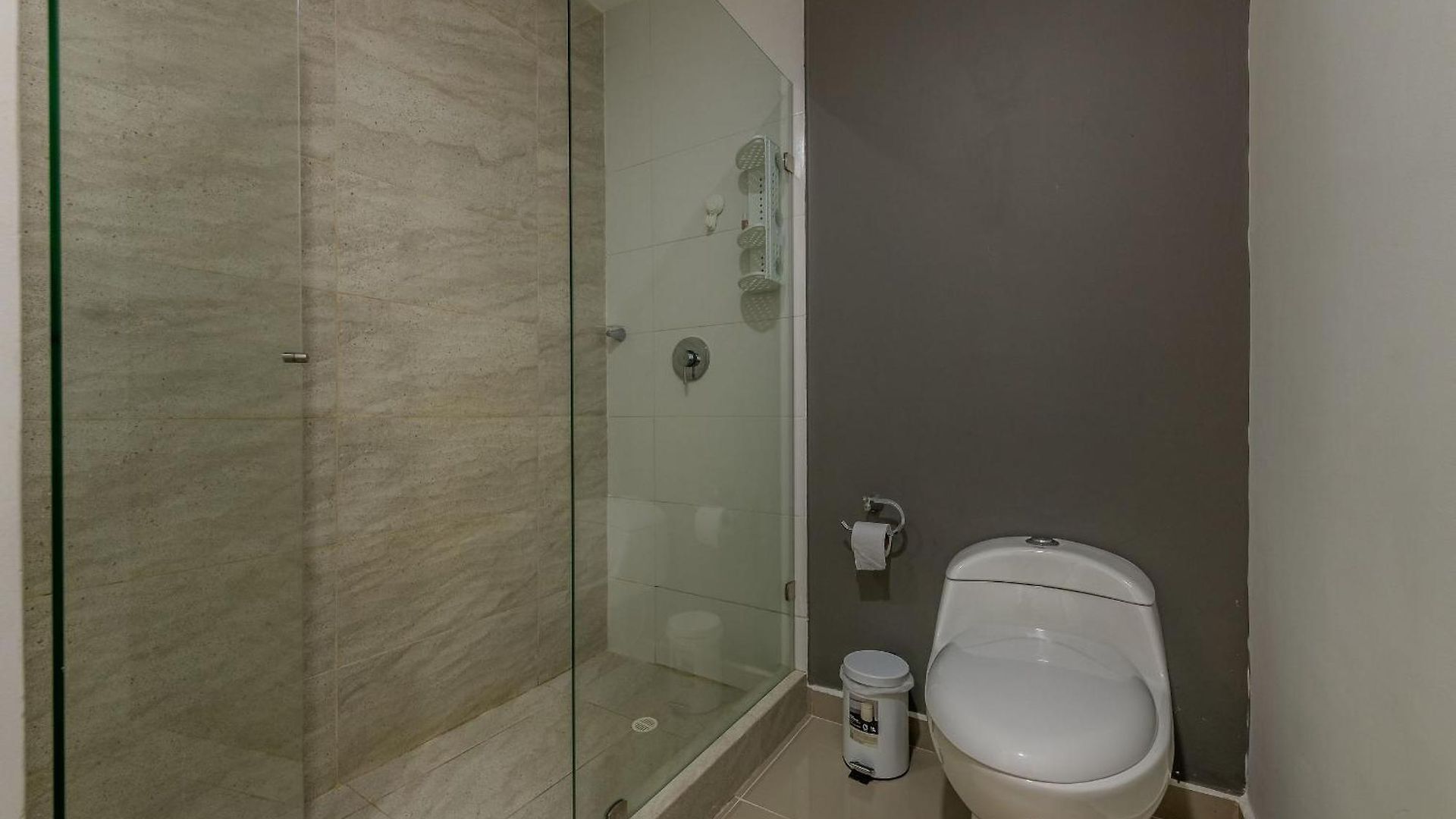 Apartment Modern 3br Duplex Apt. Great View And Location *