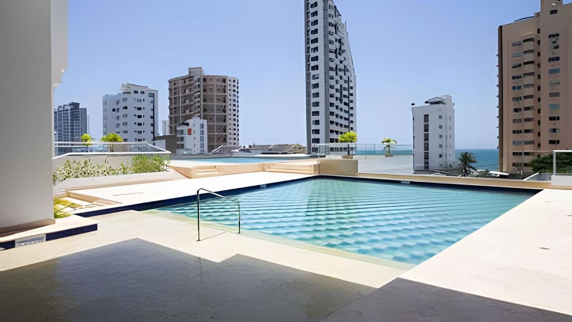 Modern 3br Duplex Apt. Great View And Location Apartment *