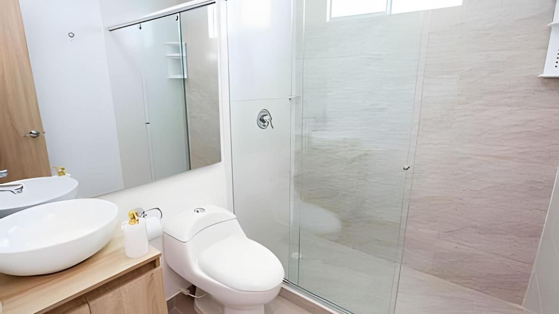 Apartment Modern 3br Duplex Apt. Great View And Location *